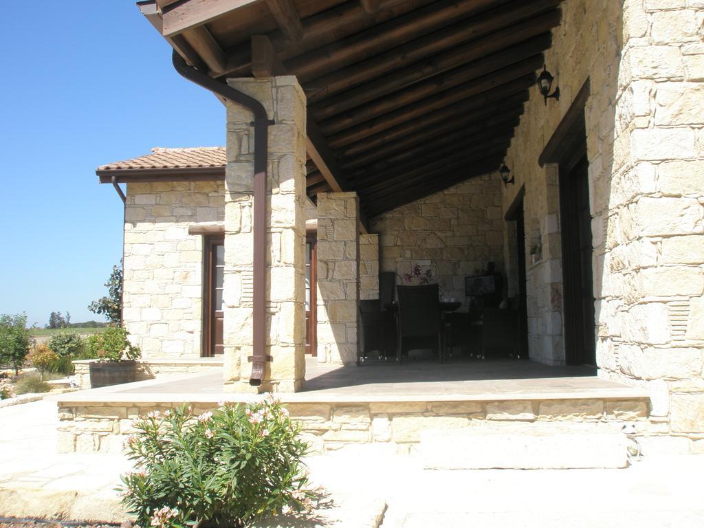 Paradise Traditional House Maroni Luaran gambar